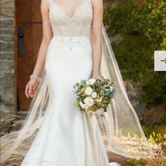 Essence of Australia Style D2294 Wedding Dress - Picture 2 of 10